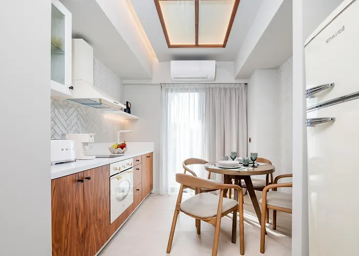 ホテル Porto Perla *