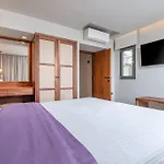 Porto Perla מלון