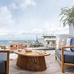 Porto Perla מלון *