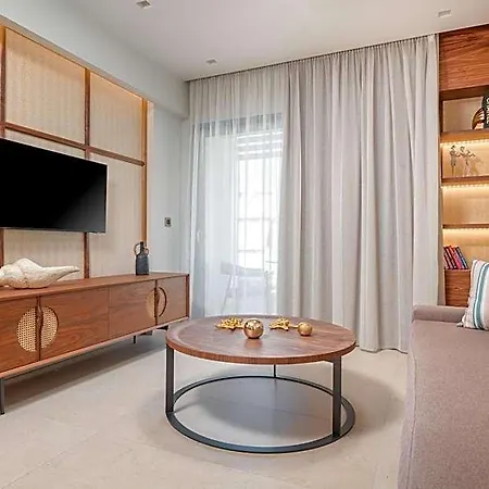 Porto Perla Hotel *